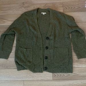 NWOT American eagle button front cardigan with pockets